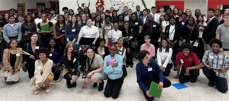 The 2024 student ICON Interns posing for a group photo. The 2024 student ICON Interns posing for a group photo.